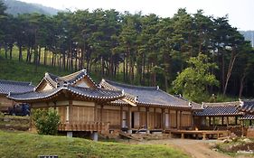 Korean Traditional House - Chungnokdang